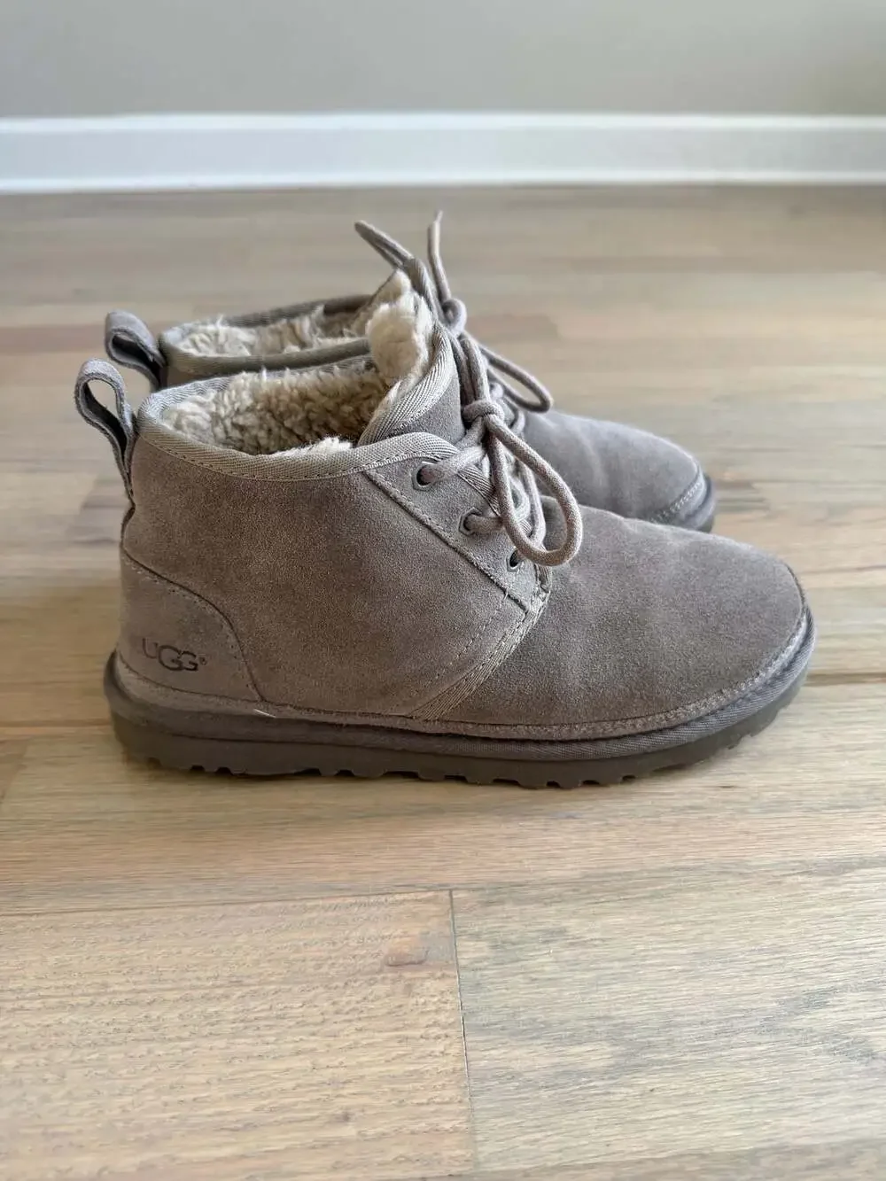 Ugg Neumel China Tea Brown Leather Gray Suede Men's Mid Top Boot